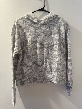 Women's Gray Camouflage Hoodie Sweatshirt